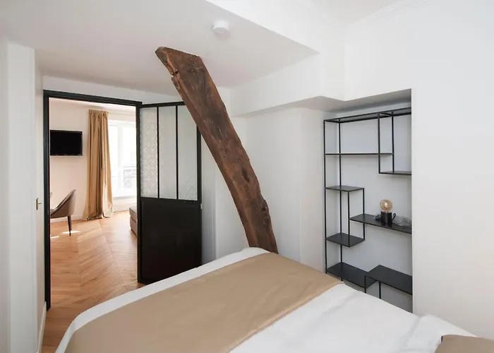 Odeon - Notre Dame Climatise-wifi *